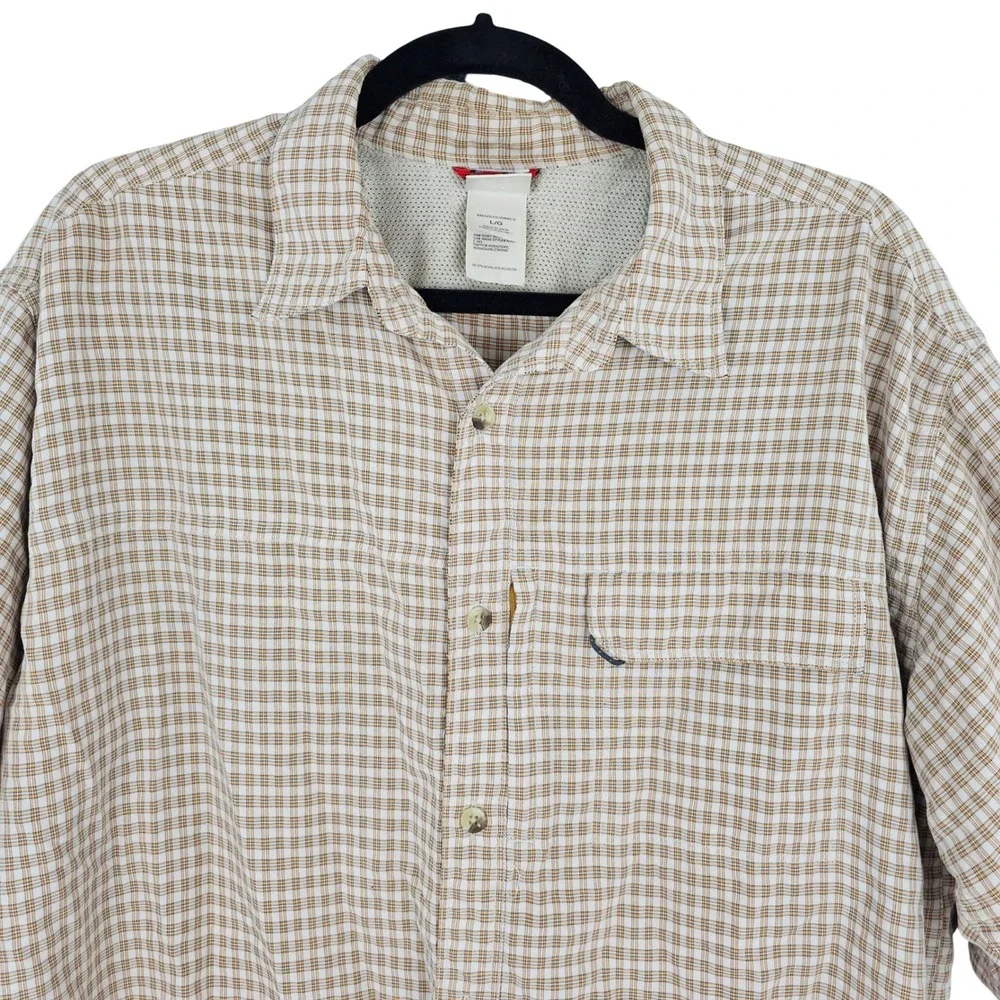 The North Face Mens Large Tan Plaid Vented Short Sleeve Button Down Shirt Hiking